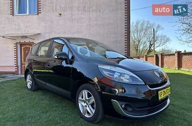 Минивэн Renault Grand Scenic 2013 в 