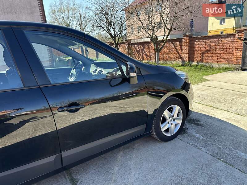 Минивэн Renault Grand Scenic 2013 в Ивано-Франковске
