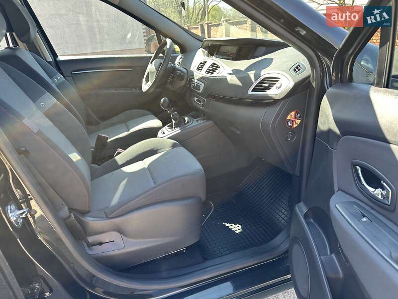 Минивэн Renault Grand Scenic 2013 в Ивано-Франковске