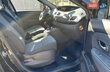 Минивэн Renault Grand Scenic 2013 в 