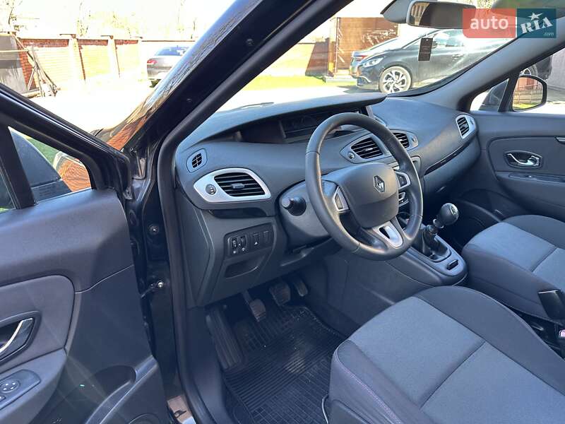 Минивэн Renault Grand Scenic 2013 в Ивано-Франковске
