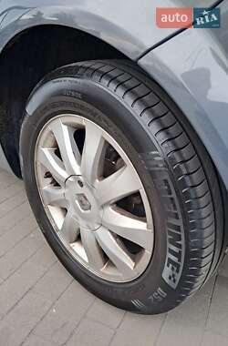 Минивэн Renault Grand Scenic 2008 в 