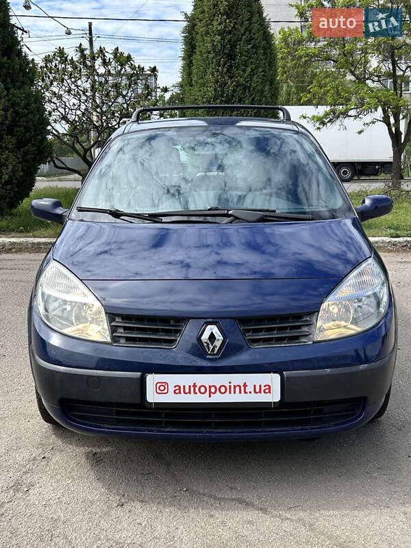 Renault Grand Scenic 2004