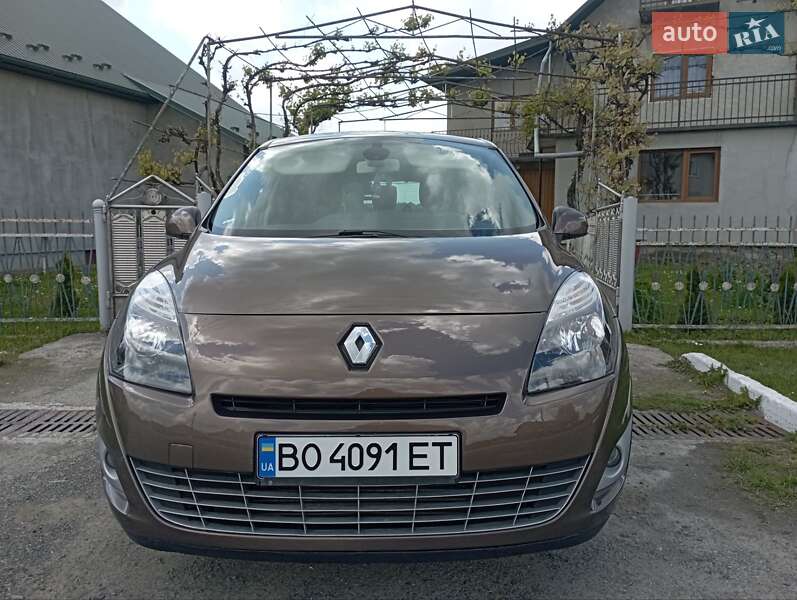 Минивэн Renault Grand Scenic 2009 в Бучаче