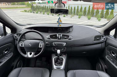 Минивэн Renault Grand Scenic 2012 в 