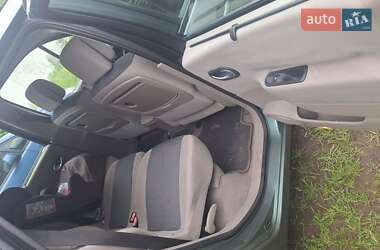 Минивэн Renault Grand Scenic 2004 в 