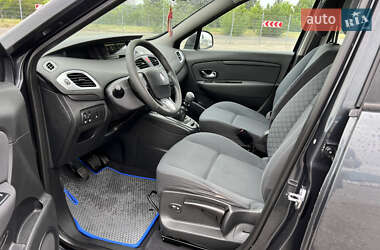 Минивэн Renault Grand Scenic 2010 в 