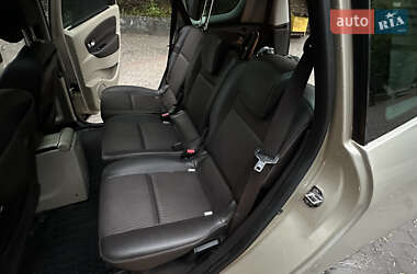 Мінівен Renault Grand Scenic 2011 в 