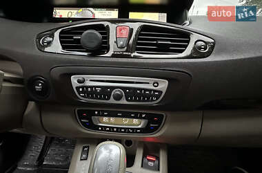 Мінівен Renault Grand Scenic 2011 в 