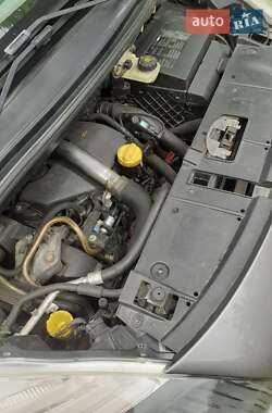 Минивэн Renault Grand Scenic 2011 в 