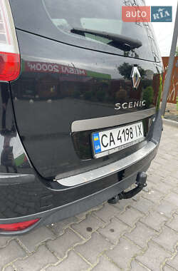 Минивэн Renault Grand Scenic 2011 в 