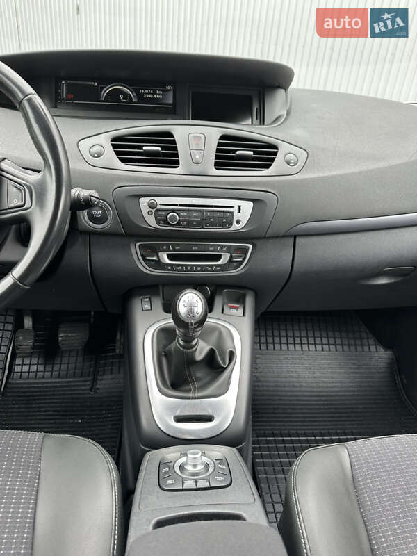 Мінівен Renault Grand Scenic 2015 в Хмельницькому
