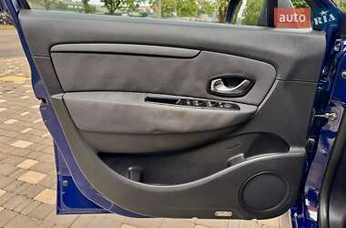 Минивэн Renault Grand Scenic 2010 в 
