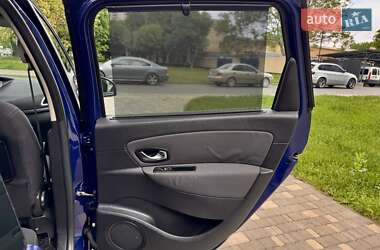 Минивэн Renault Grand Scenic 2010 в 