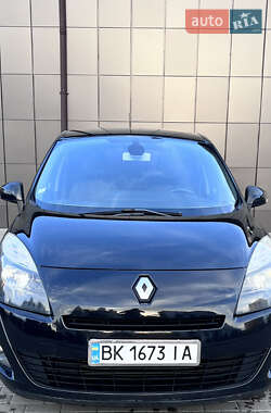 Мінівен Renault Grand Scenic 2012 в Дубні