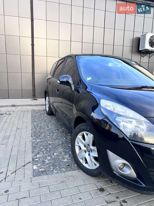 Мінівен Renault Grand Scenic 2012 в Дубні