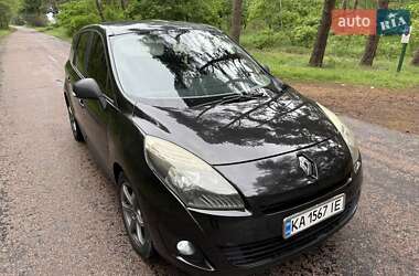 Минивэн Renault Grand Scenic 2009 в 