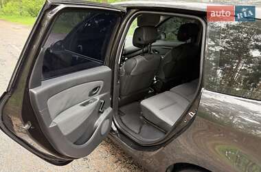 Минивэн Renault Grand Scenic 2009 в 