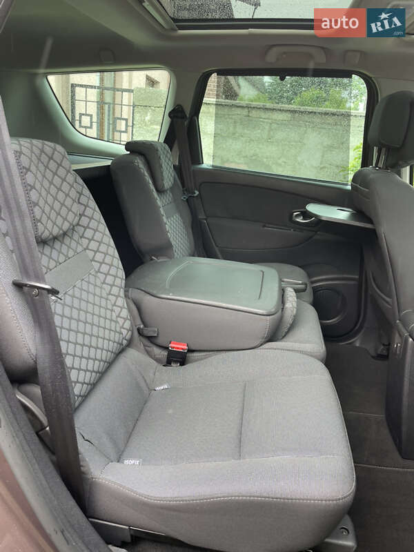 Минивэн Renault Grand Scenic 2010 в Стрые