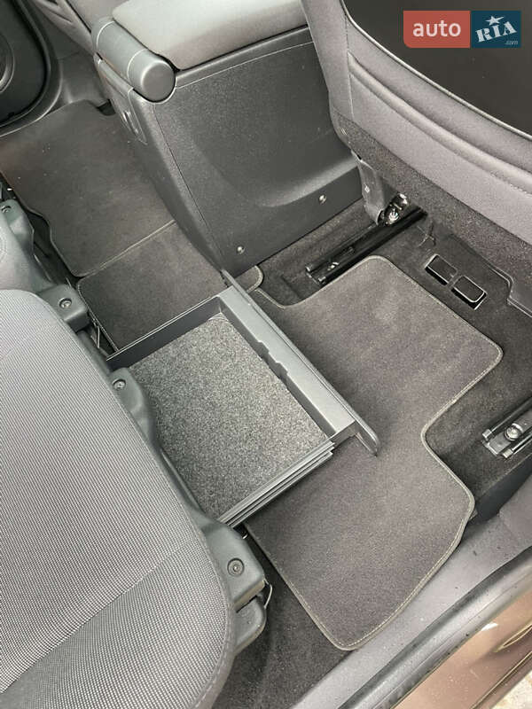 Минивэн Renault Grand Scenic 2010 в Стрые
