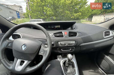 Мінівен Renault Grand Scenic 2011 в 