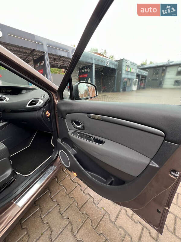 Минивэн Renault Grand Scenic 2010 в Коломые