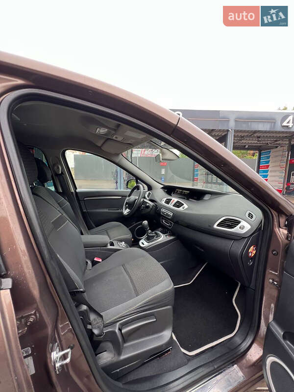 Минивэн Renault Grand Scenic 2010 в Коломые