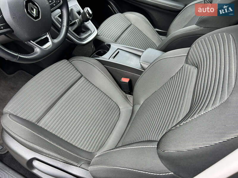 Минивэн Renault Grand Scenic 2017 в Луцке
