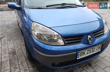 Минивэн Renault Grand Scenic 2005 в 