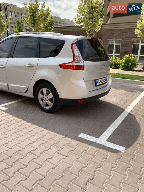 Минивэн Renault Grand Scenic 2012 в Киеве