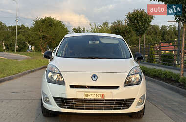 Минивэн Renault Grand Scenic 2011 в Рованцах