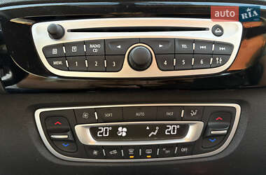 Минивэн Renault Grand Scenic 2011 в 