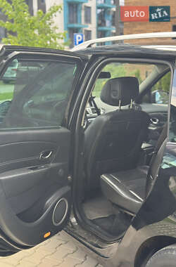 Минивэн Renault Grand Scenic 2013 в 