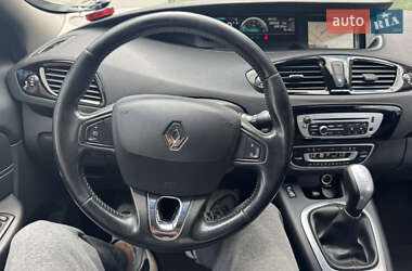 Минивэн Renault Grand Scenic 2013 в 