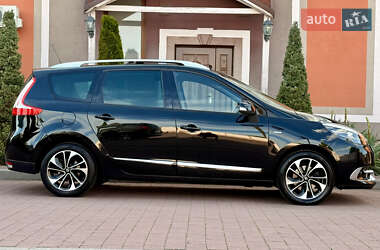 Минивэн Renault Grand Scenic 2014 в 