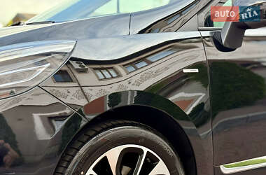 Минивэн Renault Grand Scenic 2014 в 
