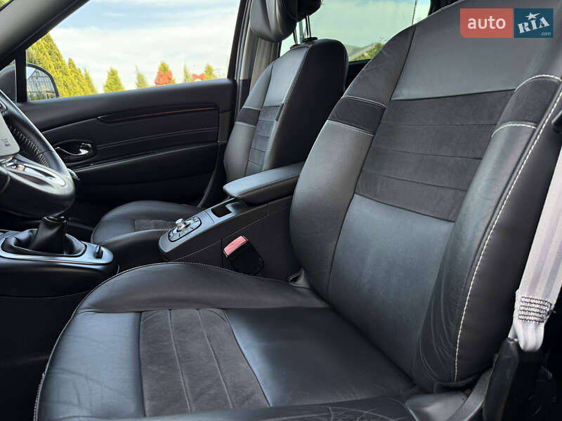 Мінівен Renault Grand Scenic 2014 в Стрию