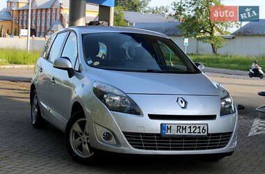 Мінівен Renault Grand Scenic 2009 в 