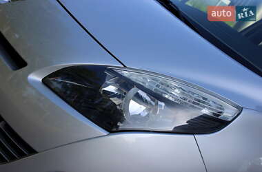 Мінівен Renault Grand Scenic 2009 в 