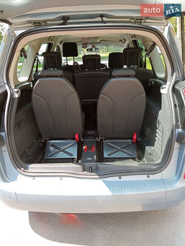 Минивэн Renault Grand Scenic 2007 в Луцке