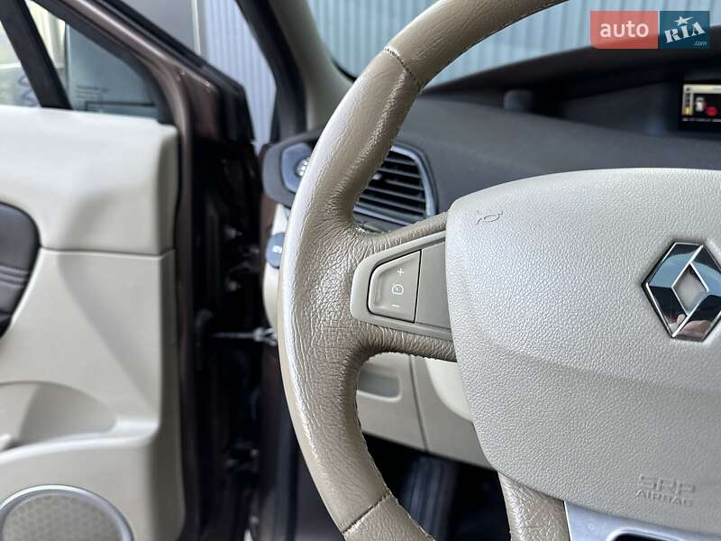 Мінівен Renault Grand Scenic 2010 в Дрогобичі