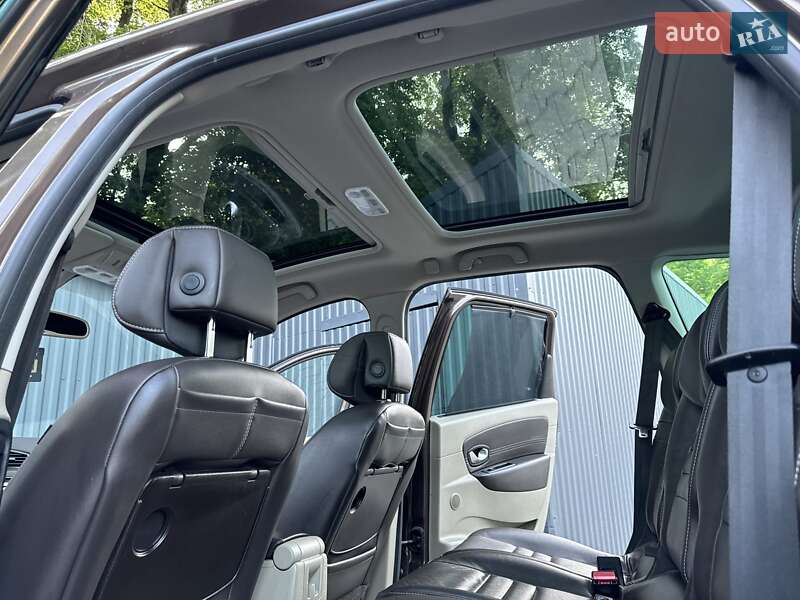 Мінівен Renault Grand Scenic 2010 в Дрогобичі