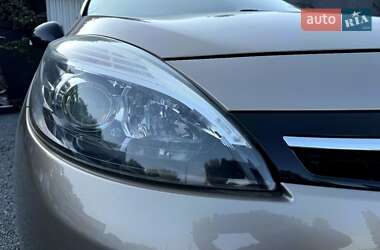 Минивэн Renault Grand Scenic 2014 в 