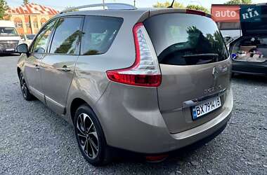 Минивэн Renault Grand Scenic 2014 в 