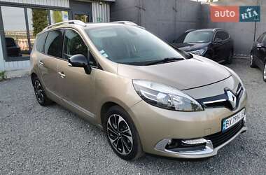 Минивэн Renault Grand Scenic 2014 в 
