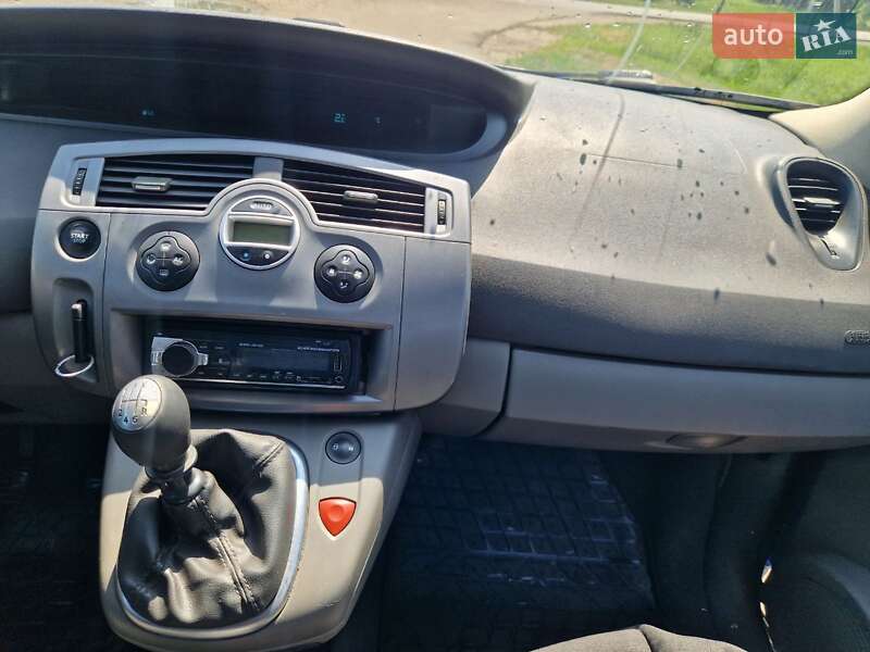Минивэн Renault Grand Scenic 2007 в Ромнах