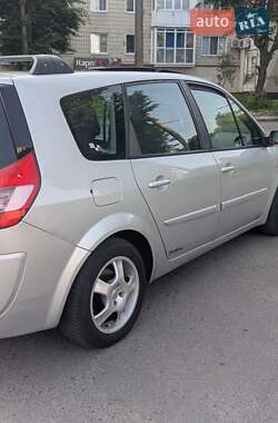 Минивэн Renault Grand Scenic 2008 в 