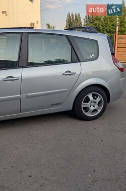 Минивэн Renault Grand Scenic 2008 в 