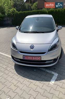Мінівен Renault Grand Scenic 2012 в 
