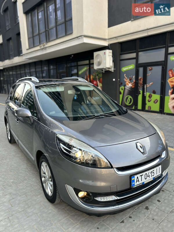 Renault Grand Scenic 2012